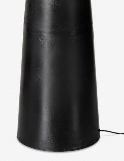 Zakai Floor Lamp 7 Zakai Floor Lamp -Luminous Living 225913 002 DET 3