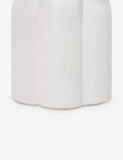 Kunal Table Lamp -Luminous Living 71 234193 001 DET 4 900x c85260c9 dce8 4d81 a69e 3cdd57e2ff75