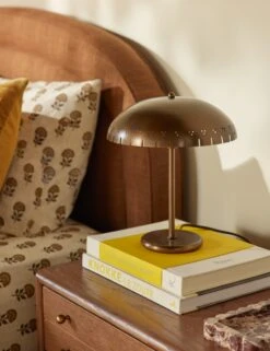 Omero Table Lamp