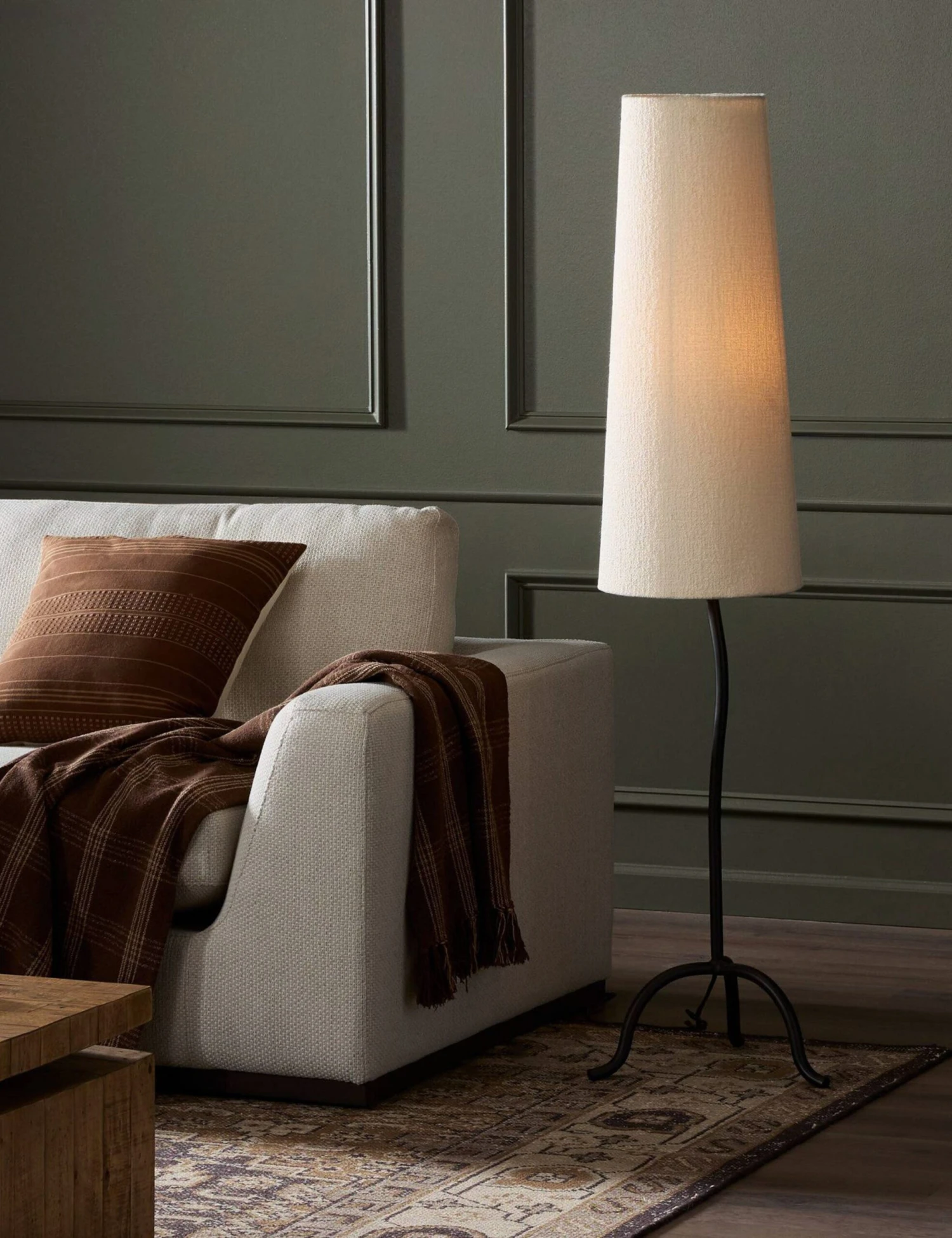 Justino Floor Lamp 4 Justino Floor Lamp - Image 2